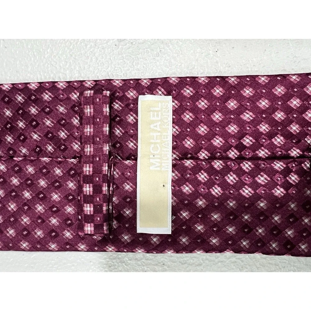 Michael Kors Men's Pointed Woven Tie Burgundy Pink Geometric One Size